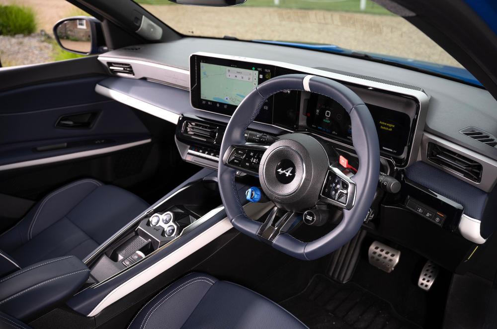 Alpine A290 dashboard