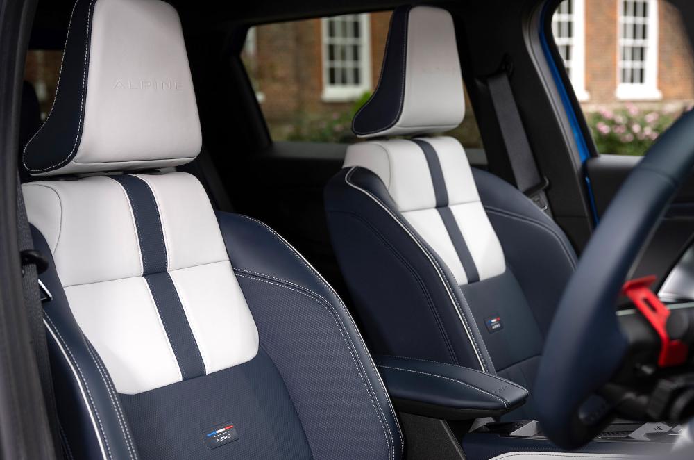 Alpine A290 front seats