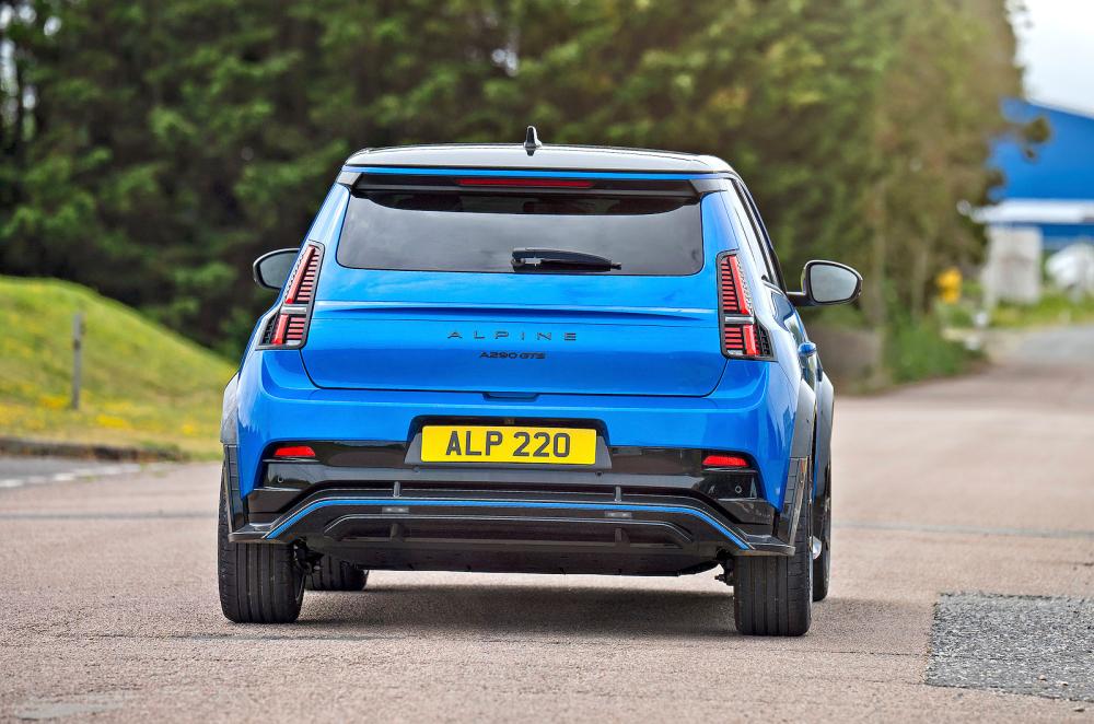 Alpine A290 rear driving