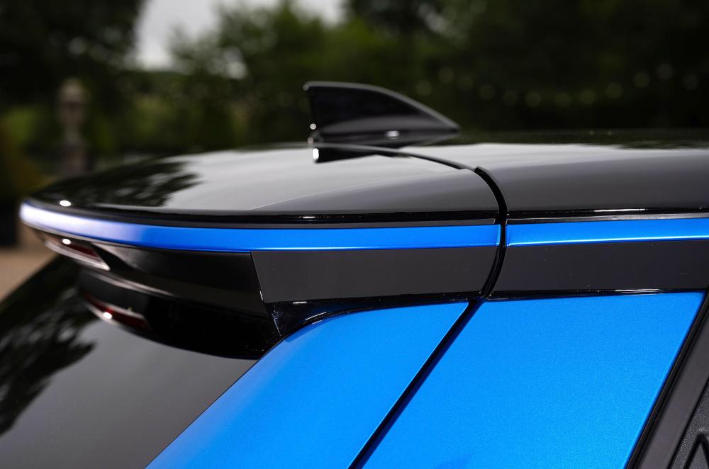 Alpine A290 roof detail