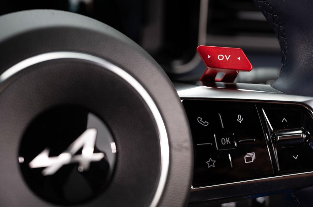 Alpine A290 steering wheel detail