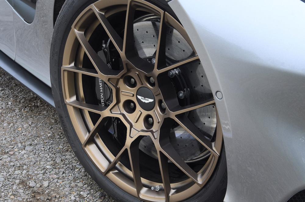 Aston Martin Vanquish alloy wheel