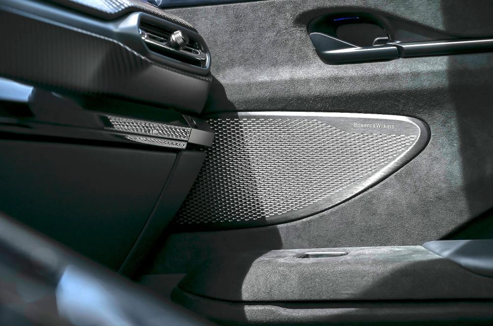 Aston Martin Vantage interior detail