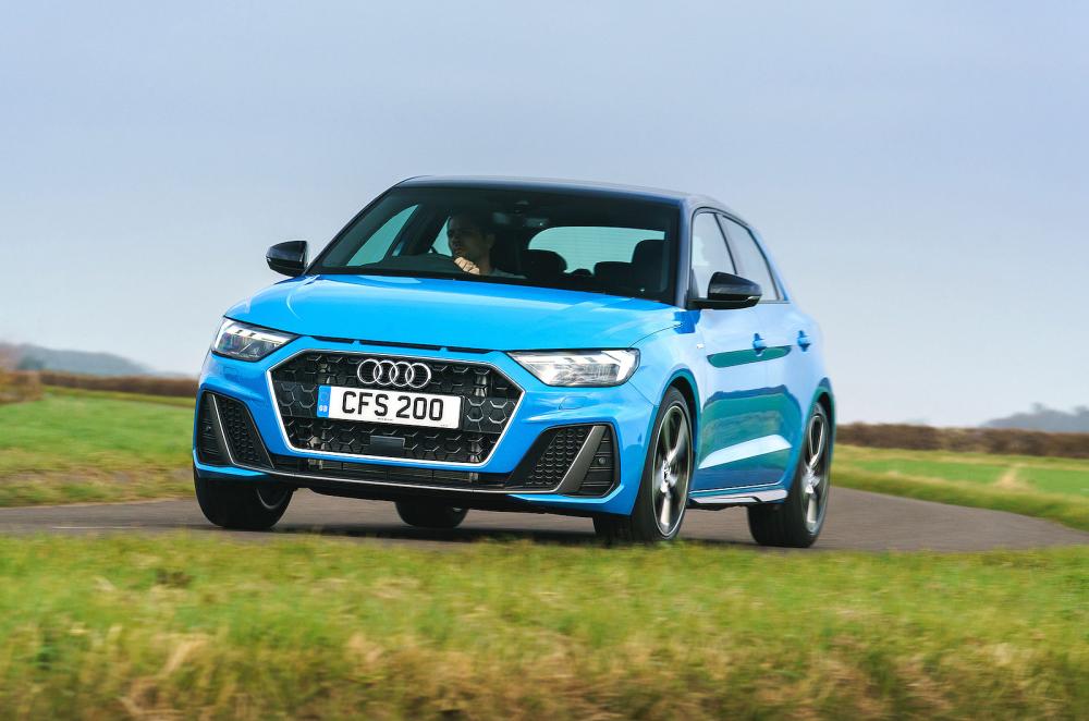Audi A1 front cornering