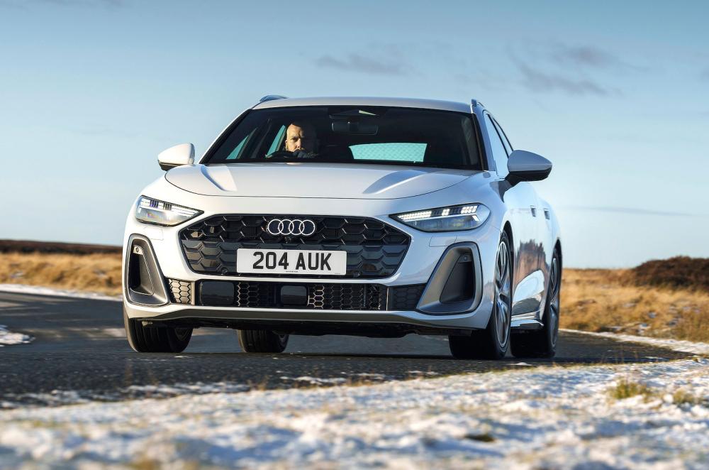 Audi A5 Avant front driving