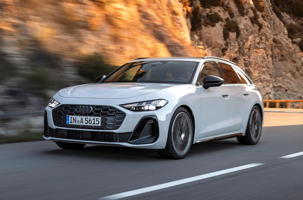 Audi A5 Avant front left driving