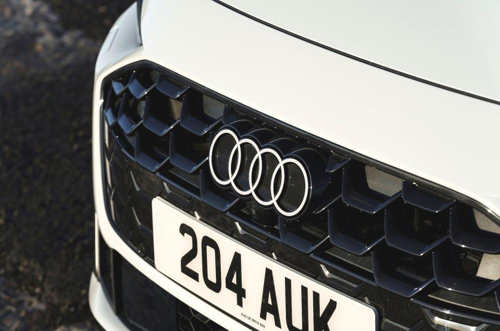 Audi A5 Avant grille