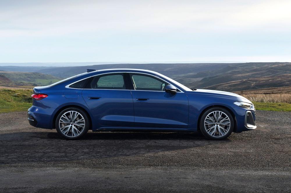 Audi A5 right static