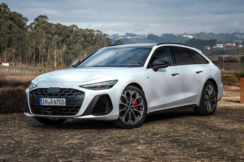 Audi A6 Avant front left static