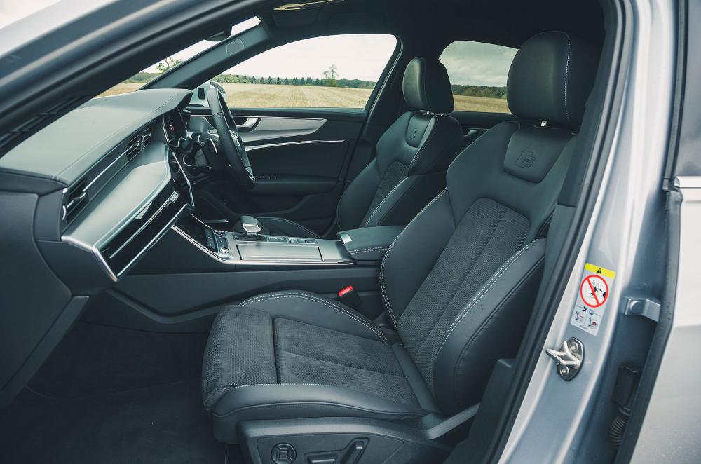 Audi A6 2022 interior front seats