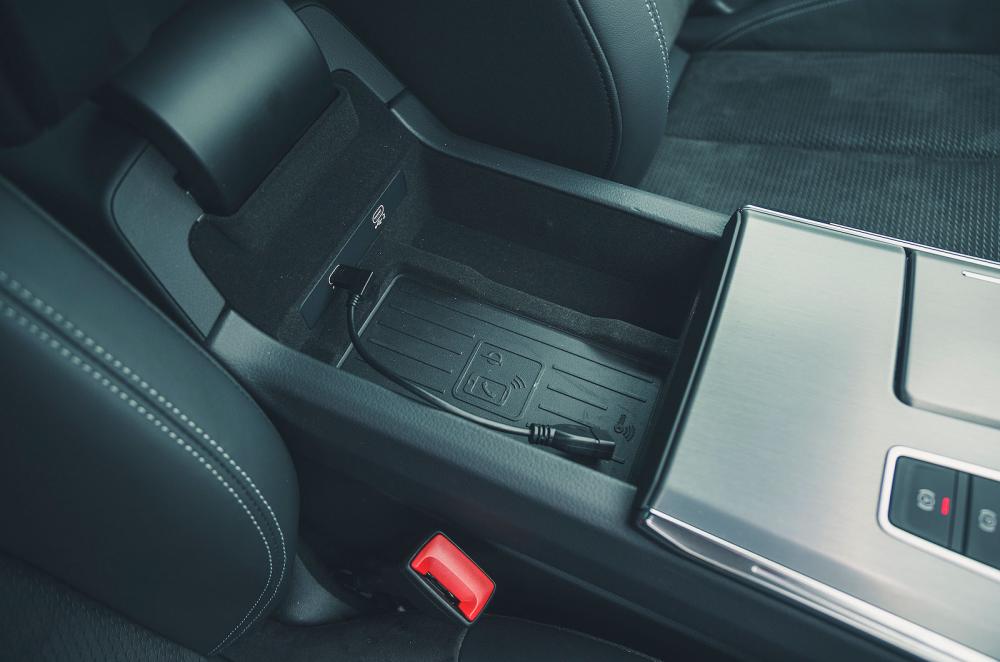 Audi A6 2022 interior detail