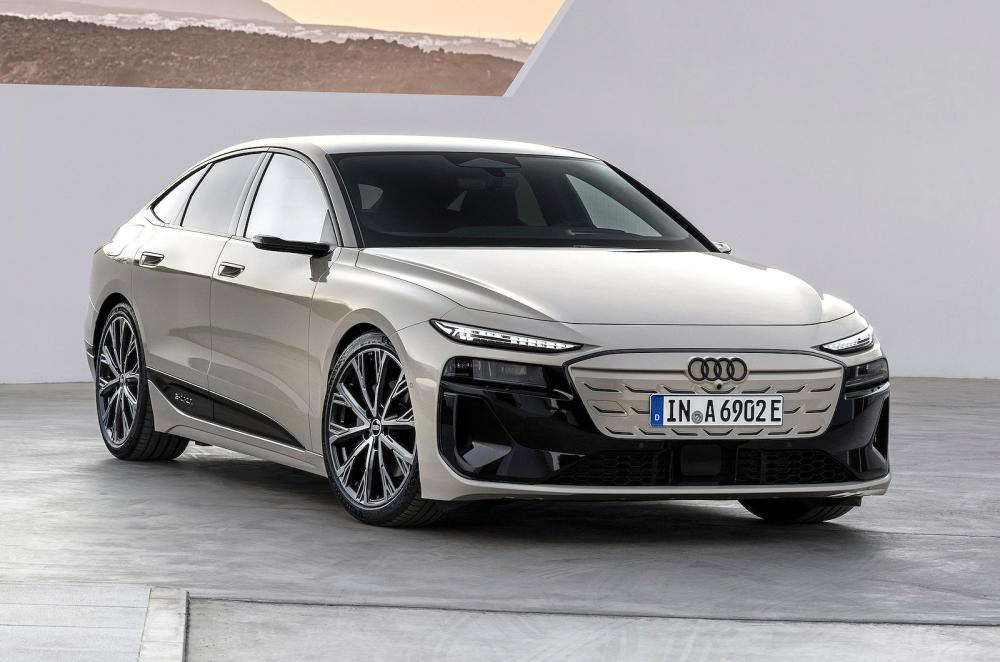 Audi A6 Sportback e-tron front right static