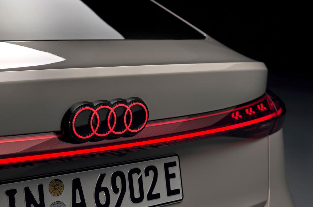 Audi A6 Sportback e-tron rear lights