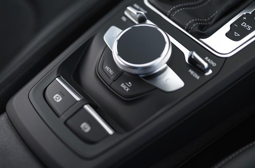 Audi Q2 interior detail