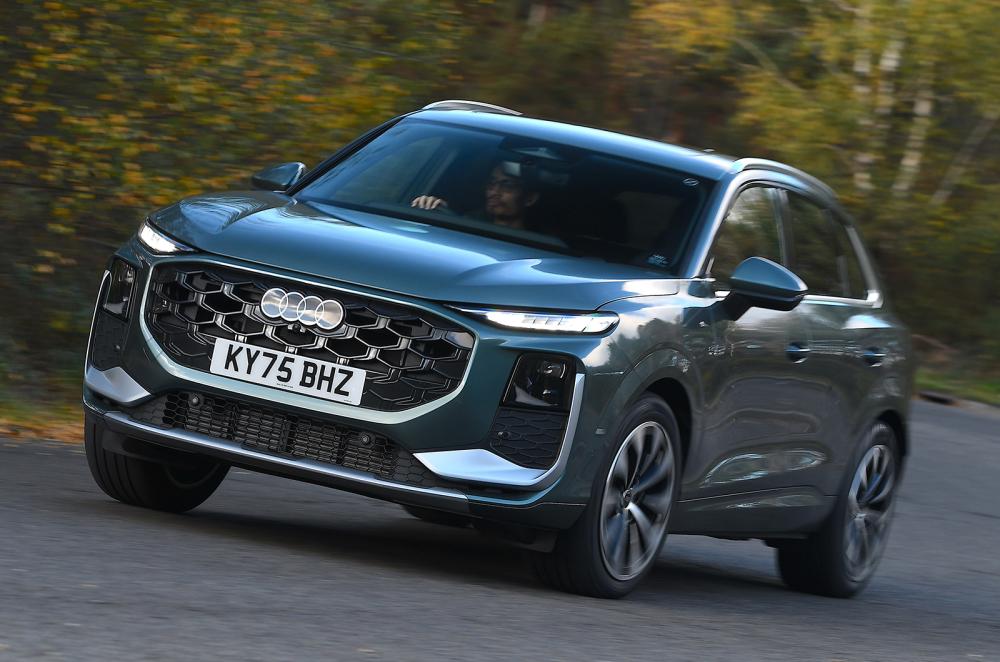 Audi Q3 front cornering