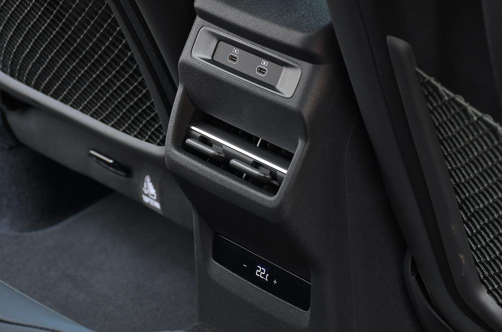 Audi Q3 interior detail