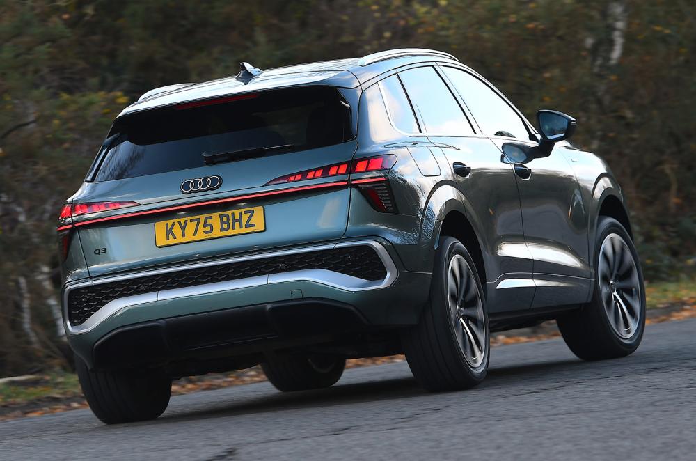 Audi Q3 rear cornering