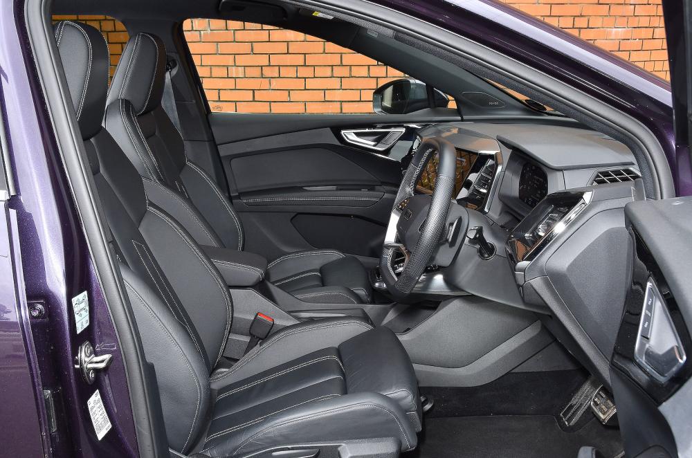 Audi Q4 e-tron front seats