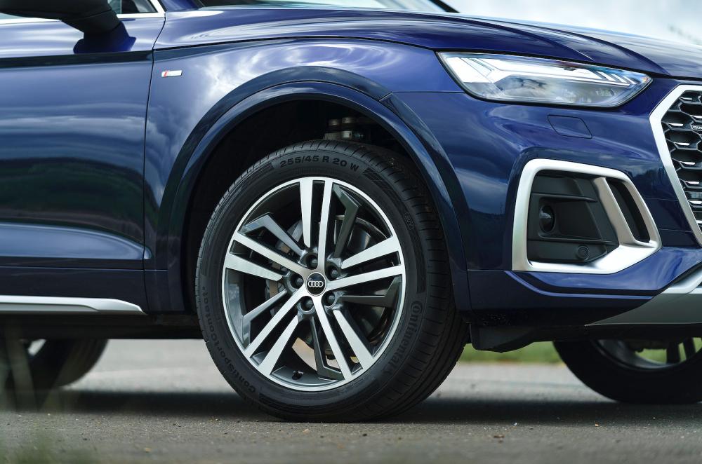 Audi Q5 Sportback alloy wheel