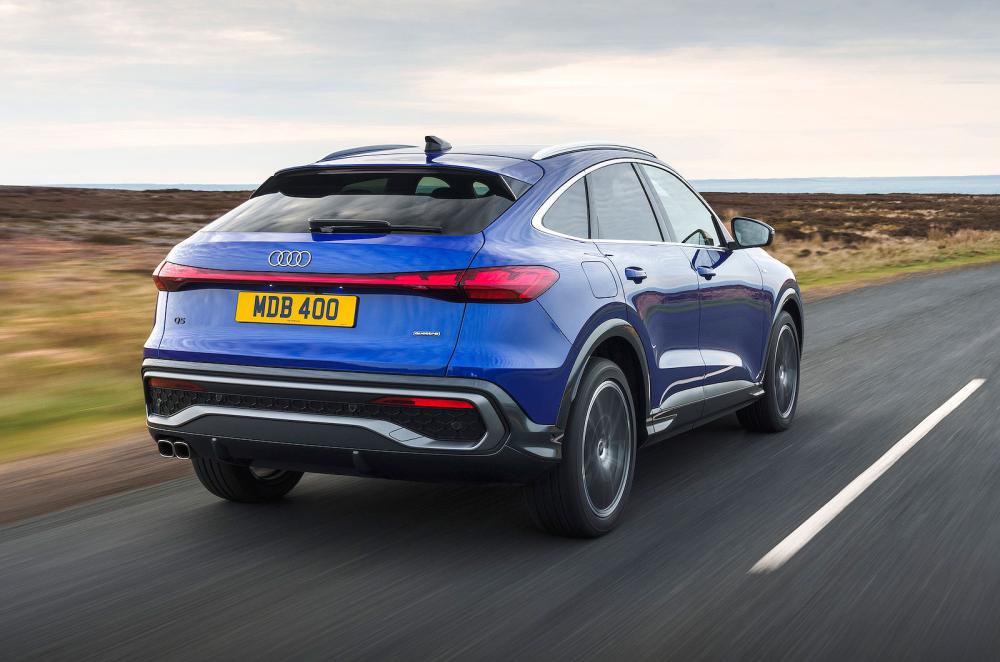 Audi Q5 Sportback rear right driving