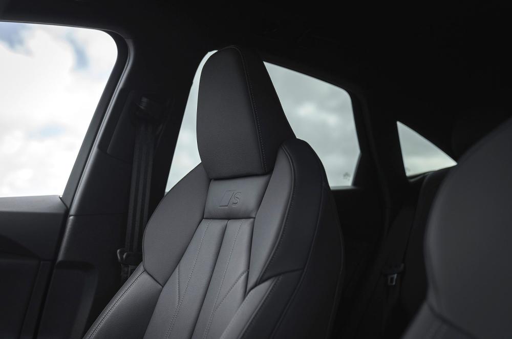 Audi Q5 Sportback seat detail