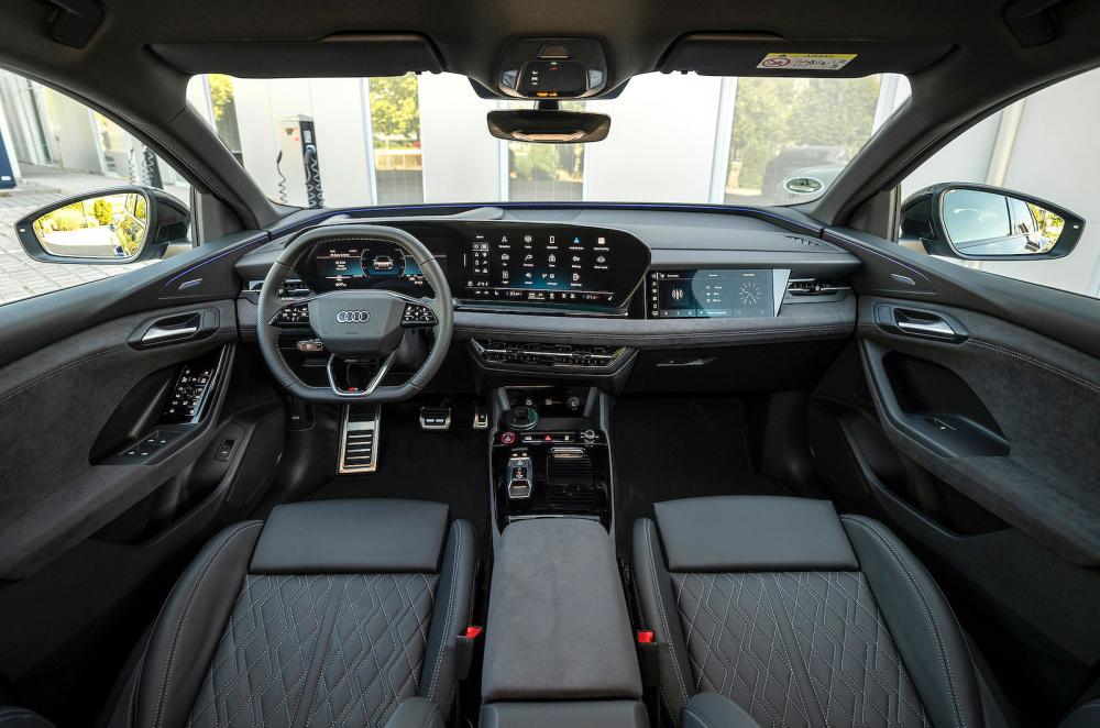 Audi Q6 e-tron Sportback dashboard