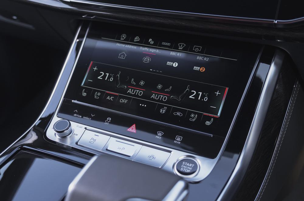 Audi Q7 touchscreen