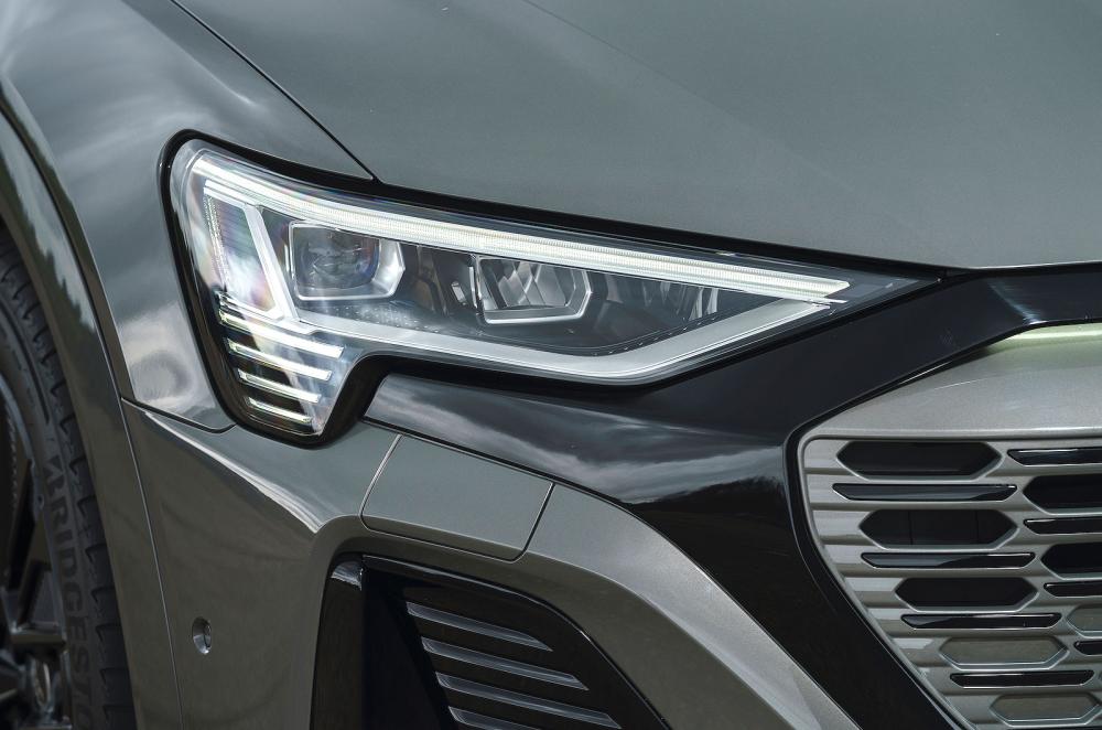 Audi Q8 e-tron headlights detail