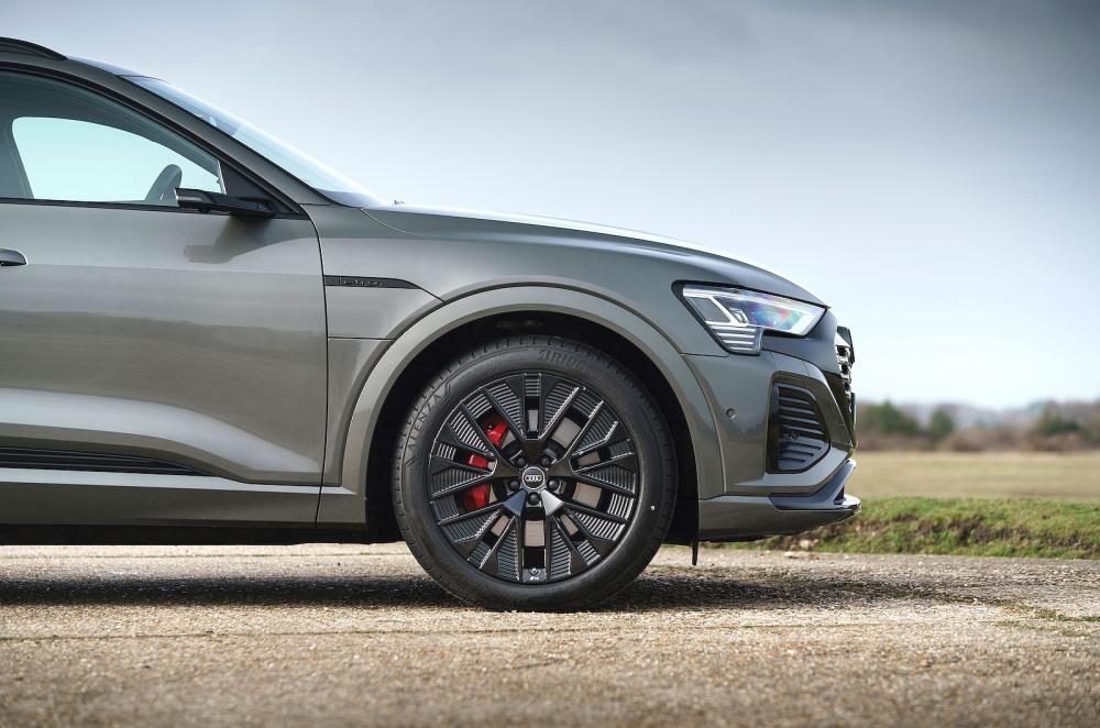 Audi Q8 e-tron wheel detail