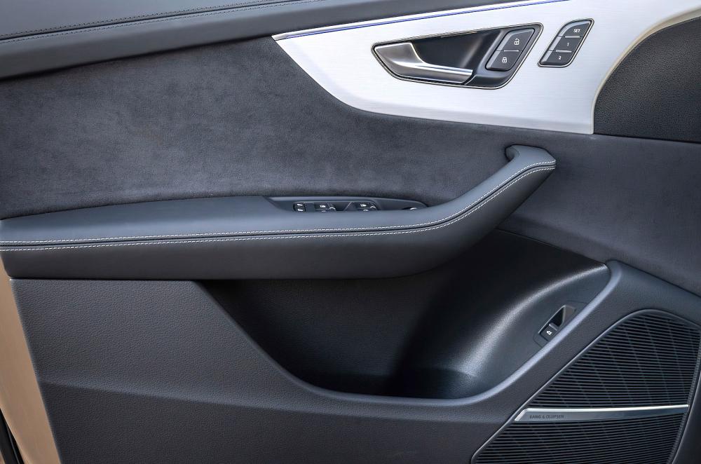 Audi Q8 interior detail