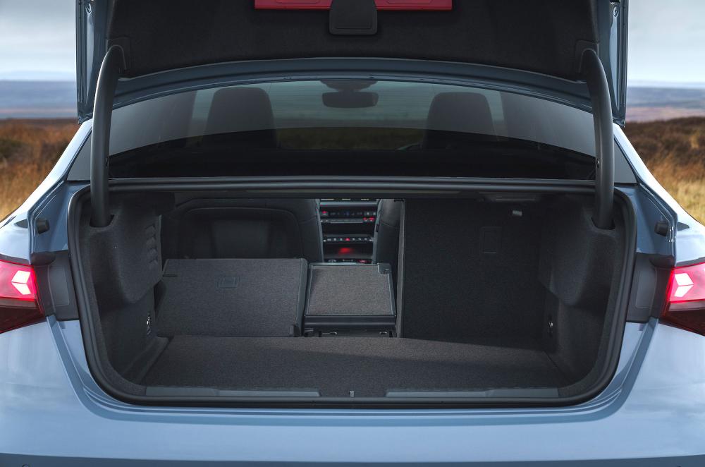 Audi RS3 Saloon boot