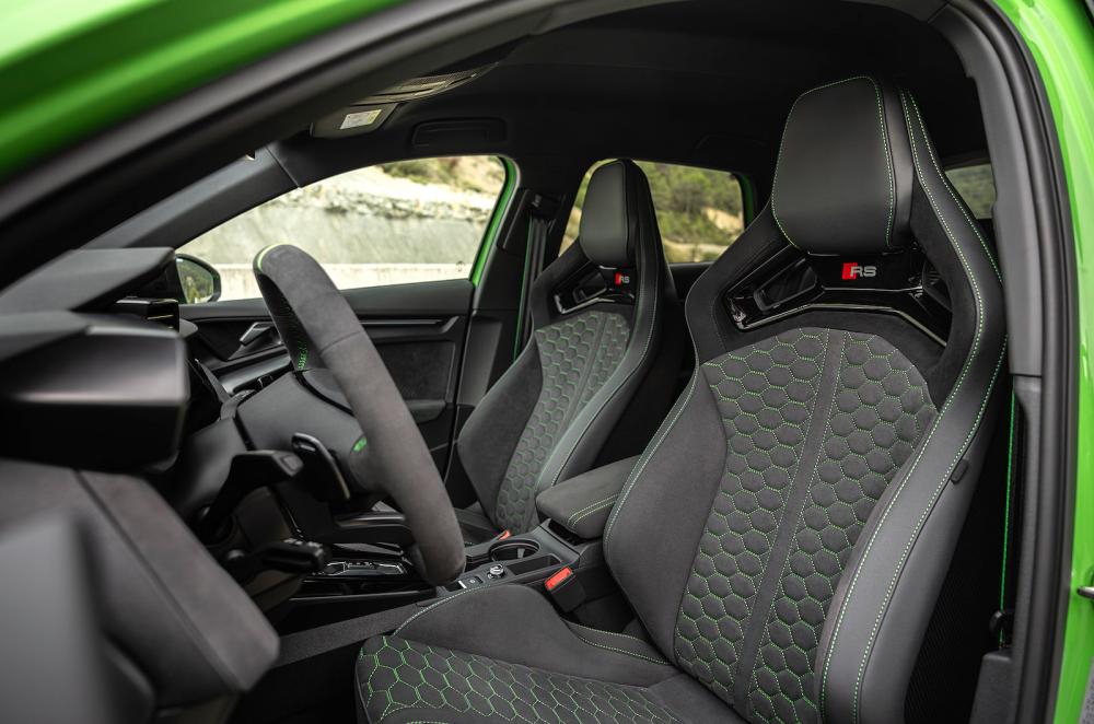 Audi RS3 front seats