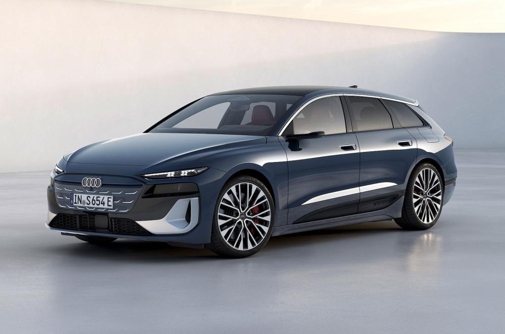 Audi S6 Avant e-tron front left static