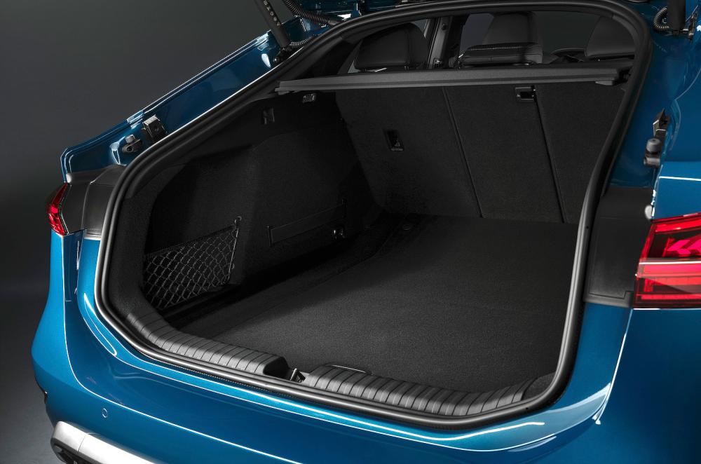 Audi S6 Sportback e-tron boot