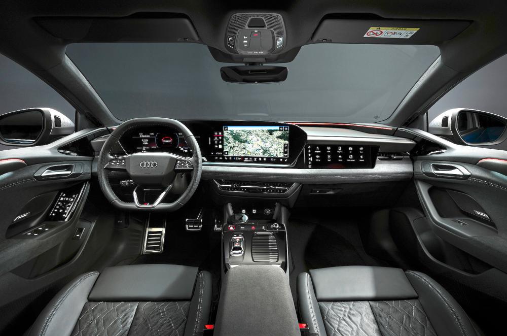 Audi S6 Sportback e-tron dashboard