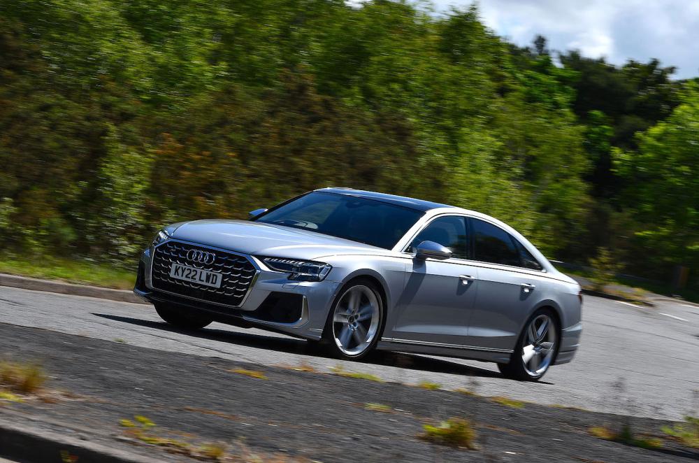 Audi S8 front cornering