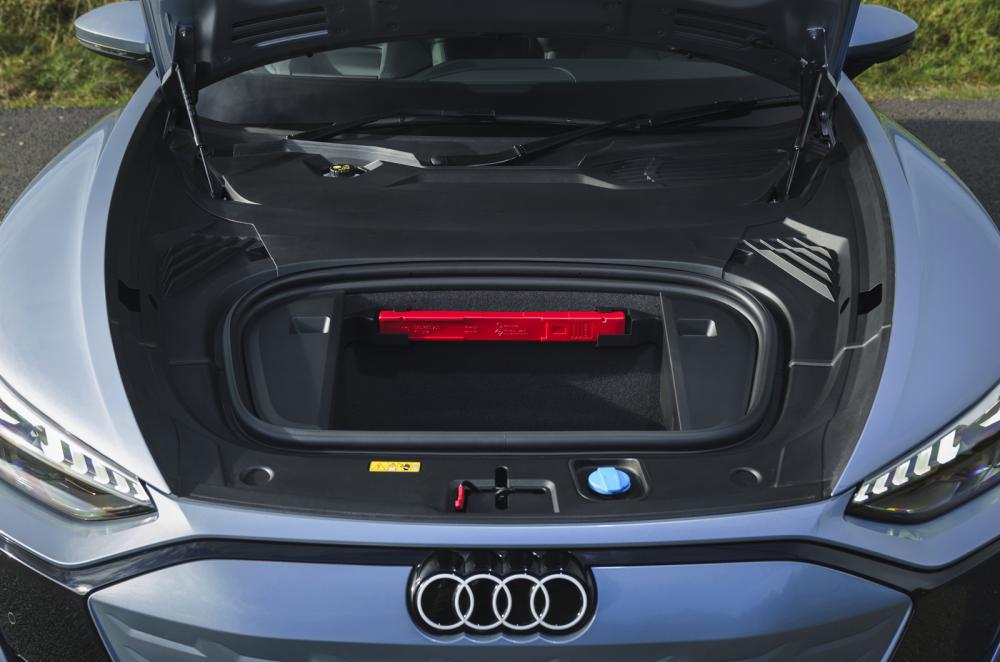Audi E-tron GT front boot