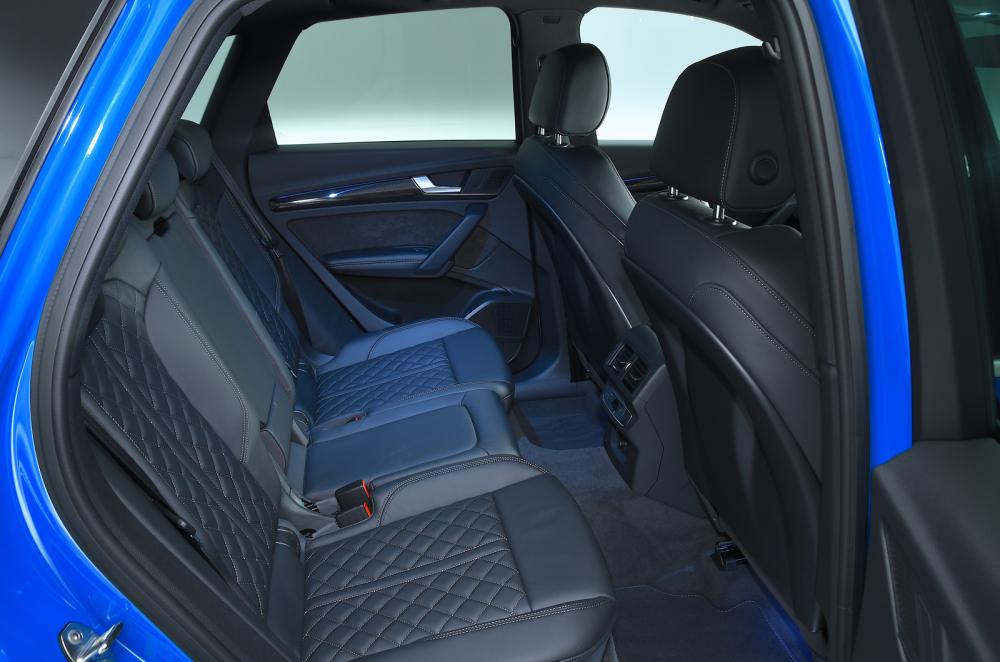 Audi SQ5 rear seats
