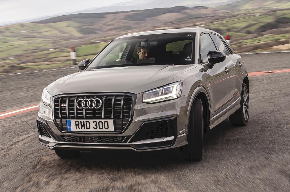 Audi SQ2 2021 front cornering