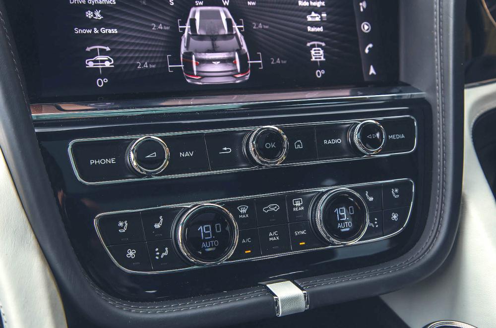 Bentley Bentayga air-con controls