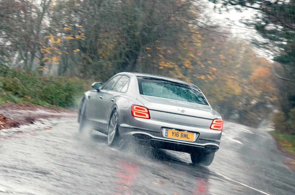 Bentley Flying Spur rear cornering