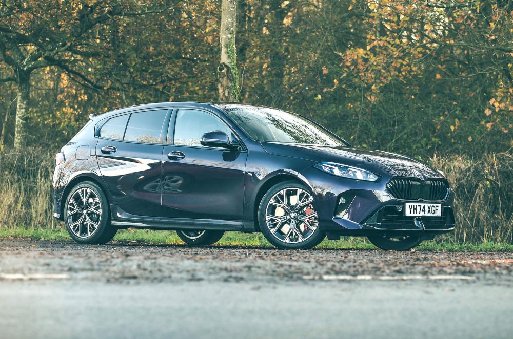 BMW 1 Series front right static