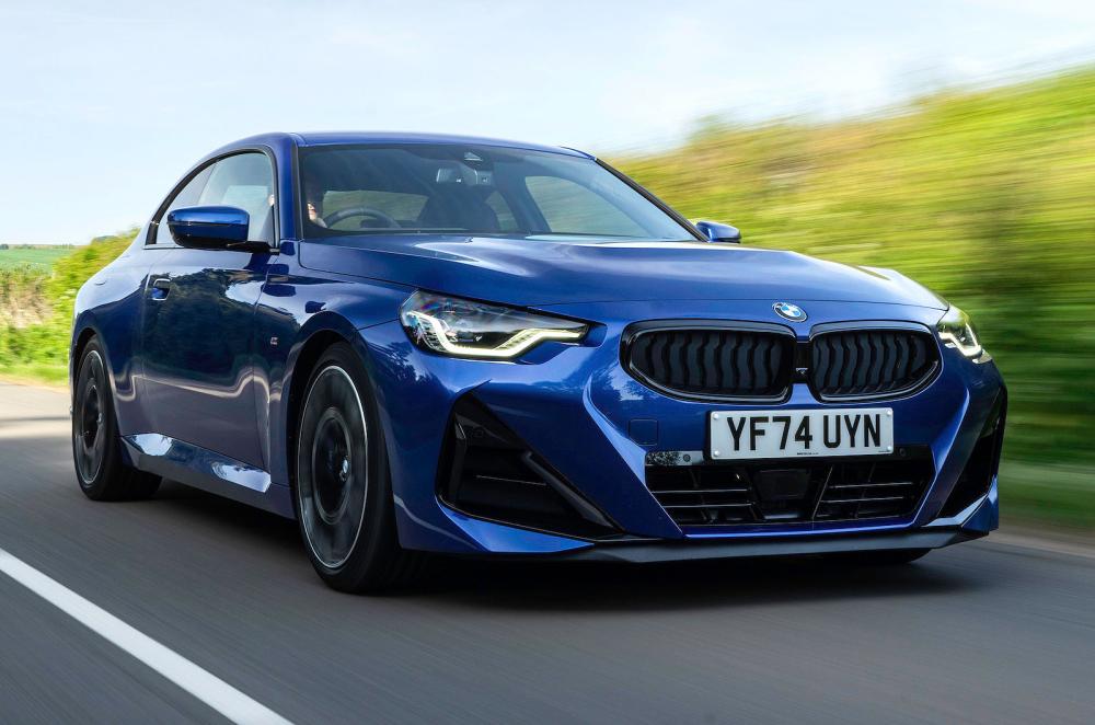 BMW 2 Series Coupé front right driving