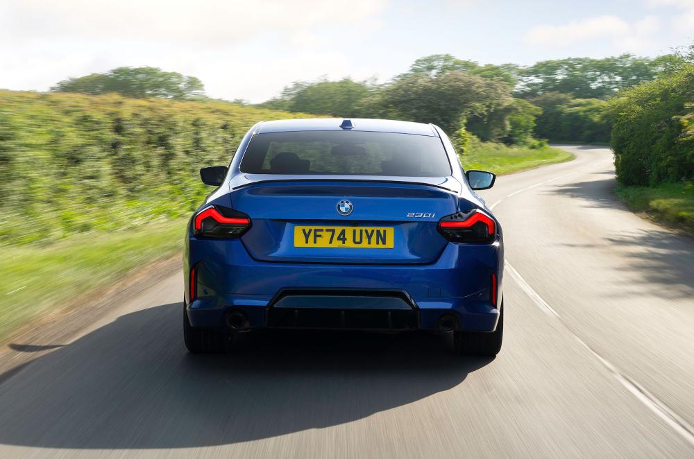 BMW 2 Series Coupé rear driving