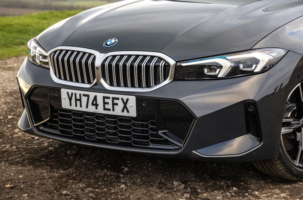 BMW 3 Series front detail