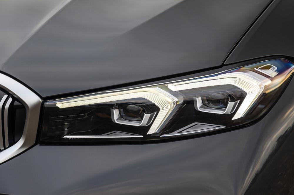 BMW 3 Series headlights