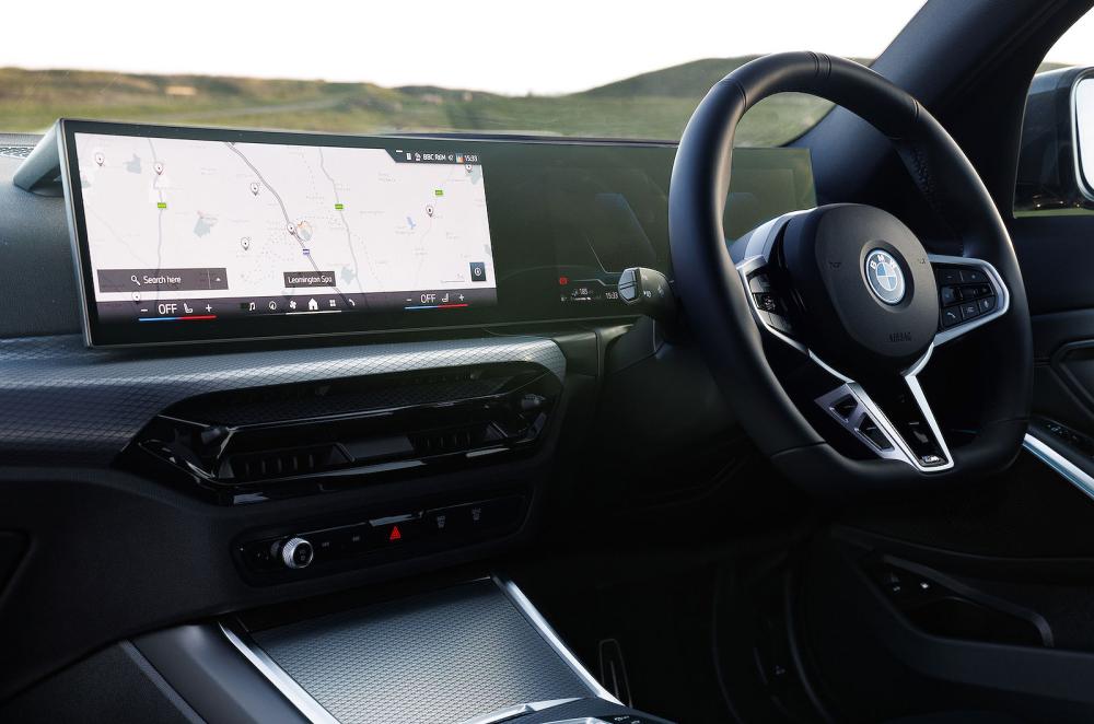 BMW 3 Series steering wheel and screens