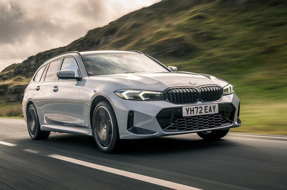 BMW 3 Series Touring front right driving