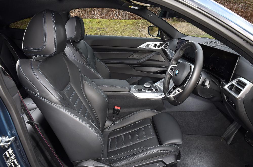 BMW 4 Series front seats
