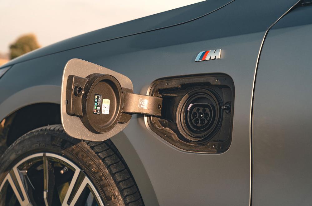 BMW 5 Series 550e PHEV charging socket
